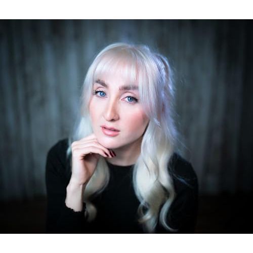 Five Survive: AN INSTANT NUMBER 1 NYT BESTSELLER by Holly Jackson - The Book Bundle