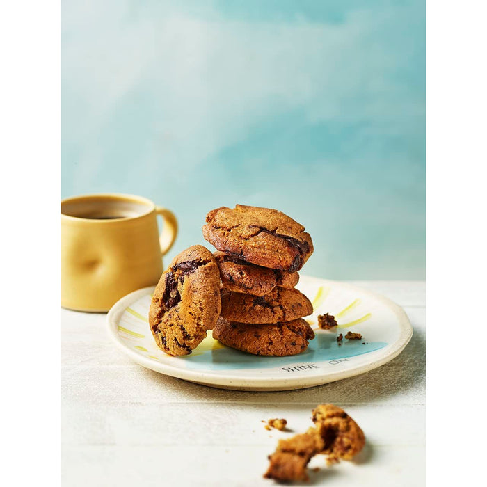 The Ultimate Air Fryer Cookbook: the author featured on Channel 5’s Airfryers by Clare Andrews - The Book Bundle