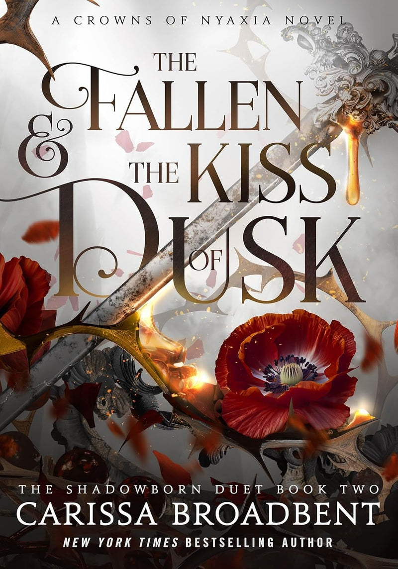 Crowns Of Nyaxia: The Fallen And The Kiss Of Dusk - The Instant No. 1 Sunday Times Bestseller - Book 4 - Young Adult