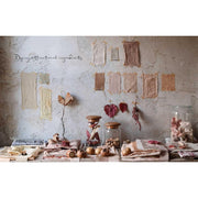 The Flower Hunter: Seasonal flowers inspired by nature and gathered from the garden - The Book Bundle