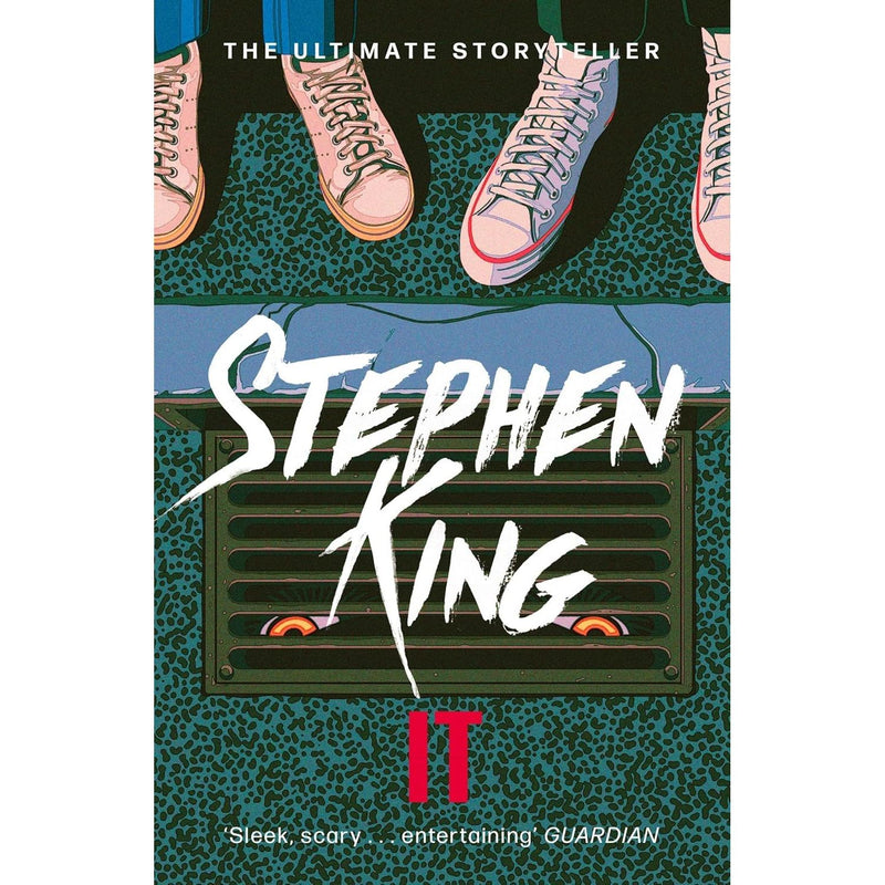 Stephen King Classic Collection box set of 5 Hodder Paperbacks featuring iconic Stephen King fiction novels in colorful covers.