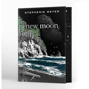 Stephenie Meyer's Twilight Saga 5-book hardcover box set featuring young adult fantasy novels with dark, atmospheric covers.