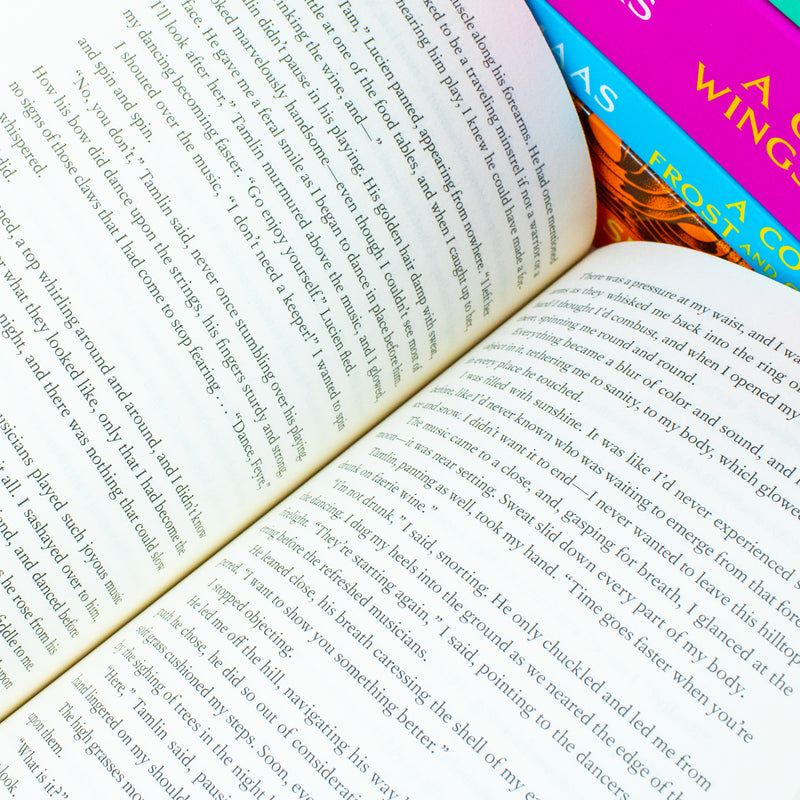 A box set of five paperback fantasy novels, "A Court of Thorns and Roses" series by Sarah J. Maas, published by Bloomsbury.