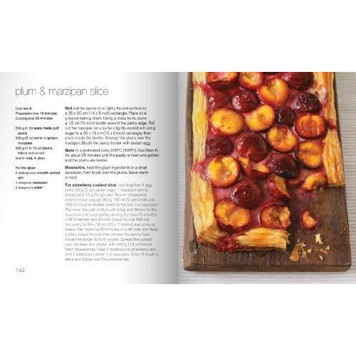 200 Easy Cakes & Bakes: Hamlyn All Colour Cookbook (Hamlyn All Colour Cookery) - The Book Bundle