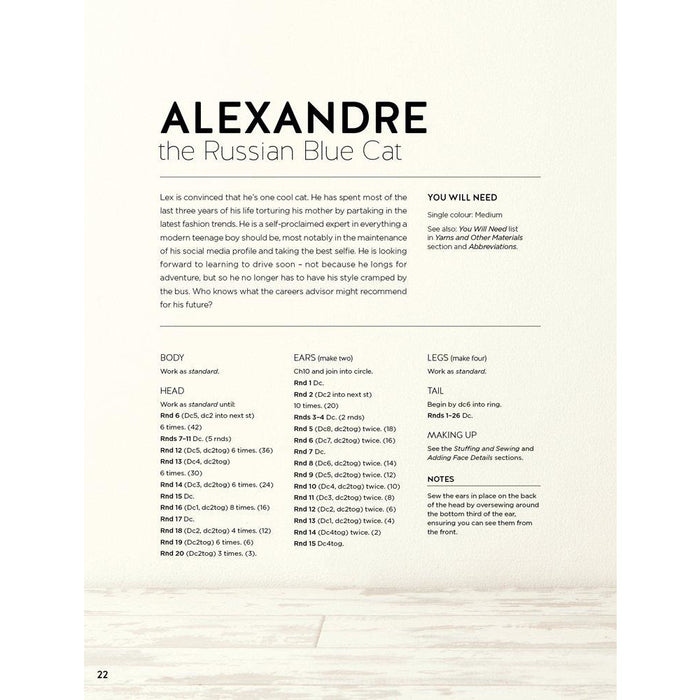 Edward's Menagerie: Over 40 soft and snuggly toy animal crochet patterns - The Book Bundle