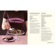 The Hummingbird Bakery Cookbook: The Number One Best-Seller Now Revised And Expanded With New Recipes - The Book Bundle